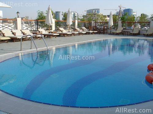 Hallmark Hotel 11